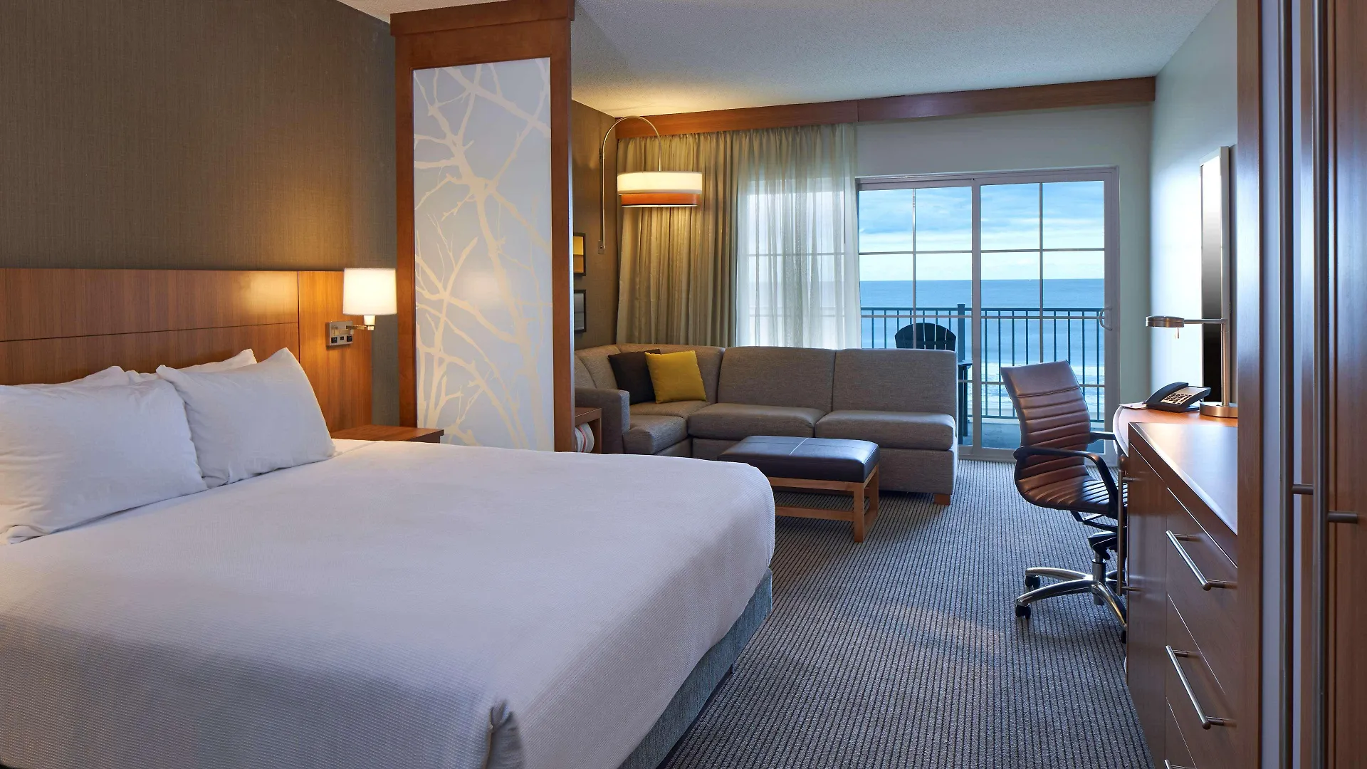 Hyatt Place Ocean Oceanfront Ошен Сити