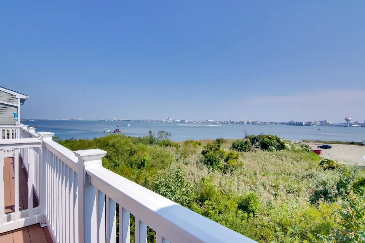 펜션 Luxury Ocean Retreat With Beautiful Bay Views *