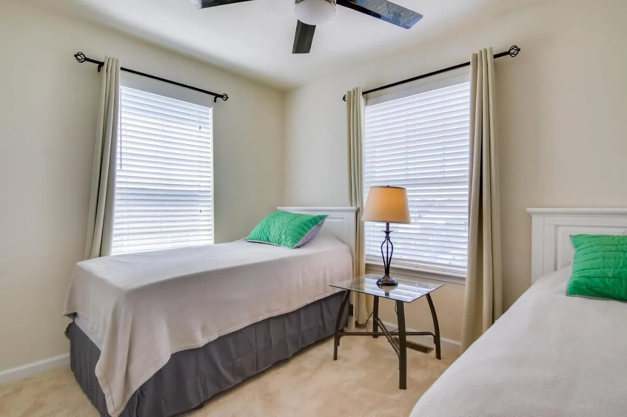 Luxury Ocean Retreat With Beautiful Bay Views 펜션 *
