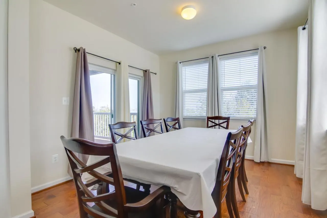 펜션 Luxury Ocean Retreat With Beautiful Bay Views 오션 시티