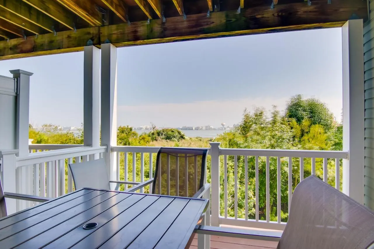 Luxury Ocean Retreat With Beautiful Bay Views 펜션