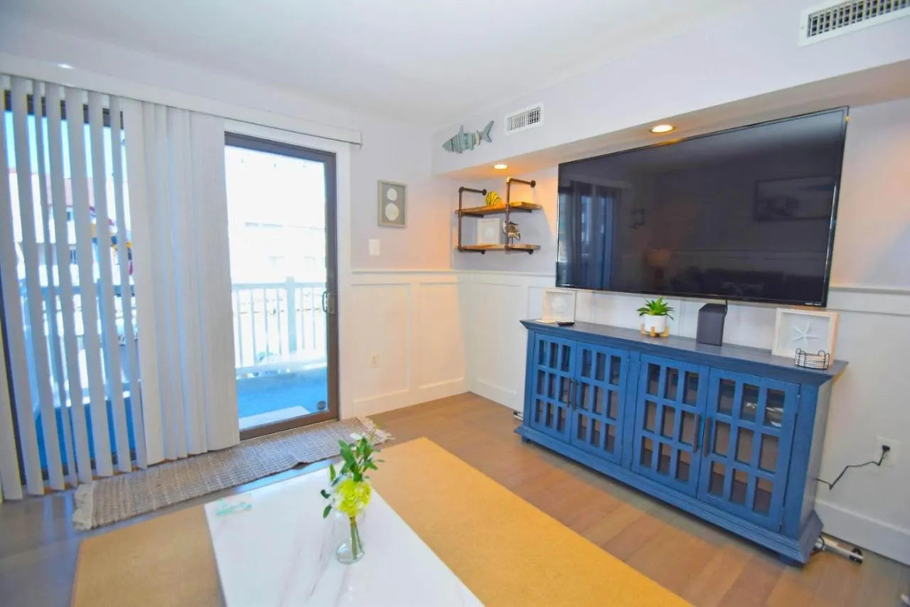 Apartment The Chateau 101b Ocean City