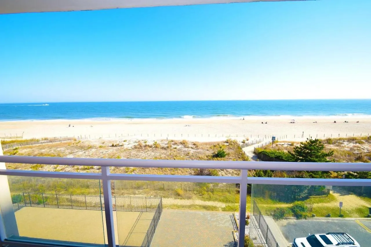 Towers 401 Apartment