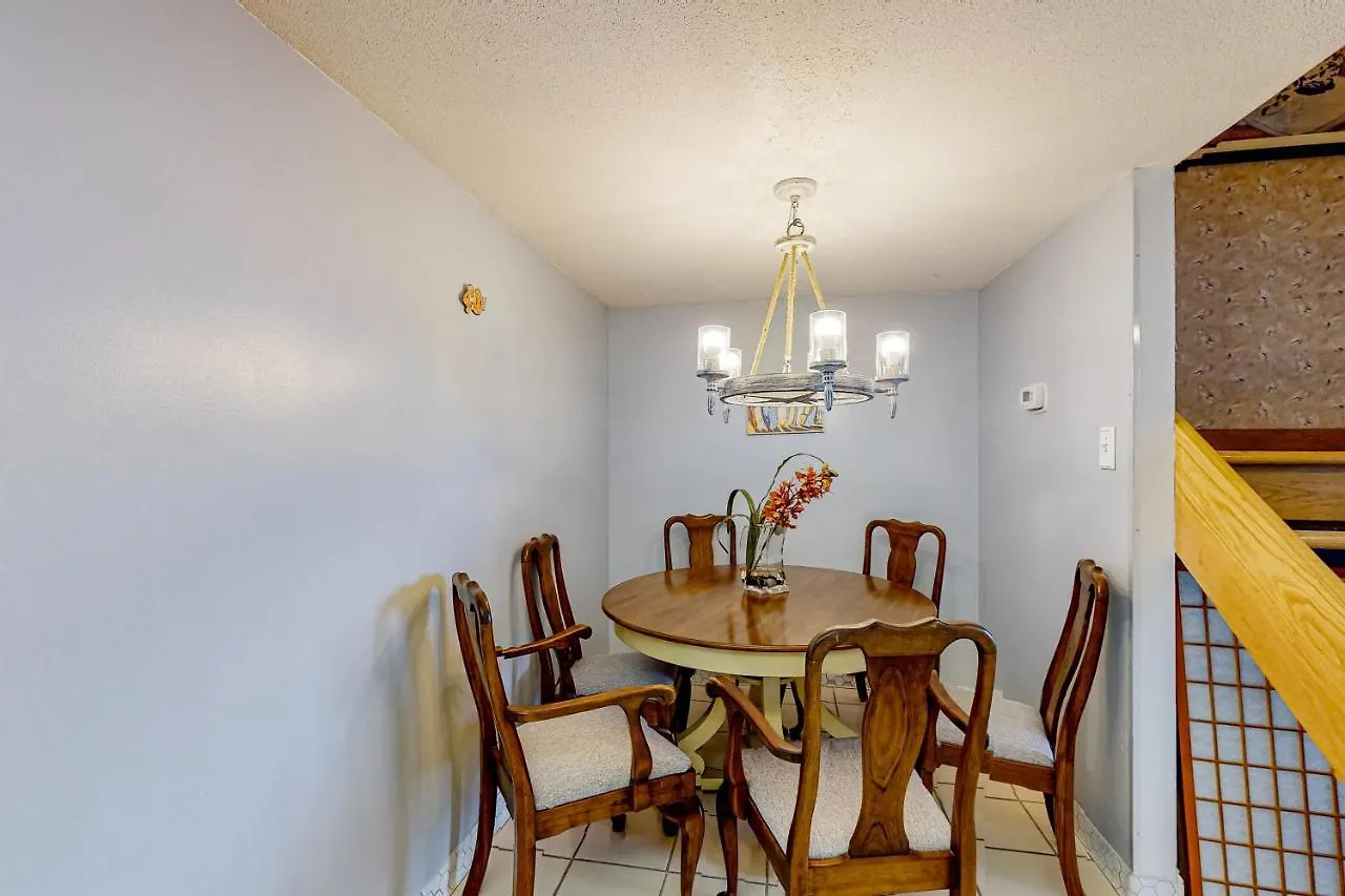 Century I 1912 Apartment *