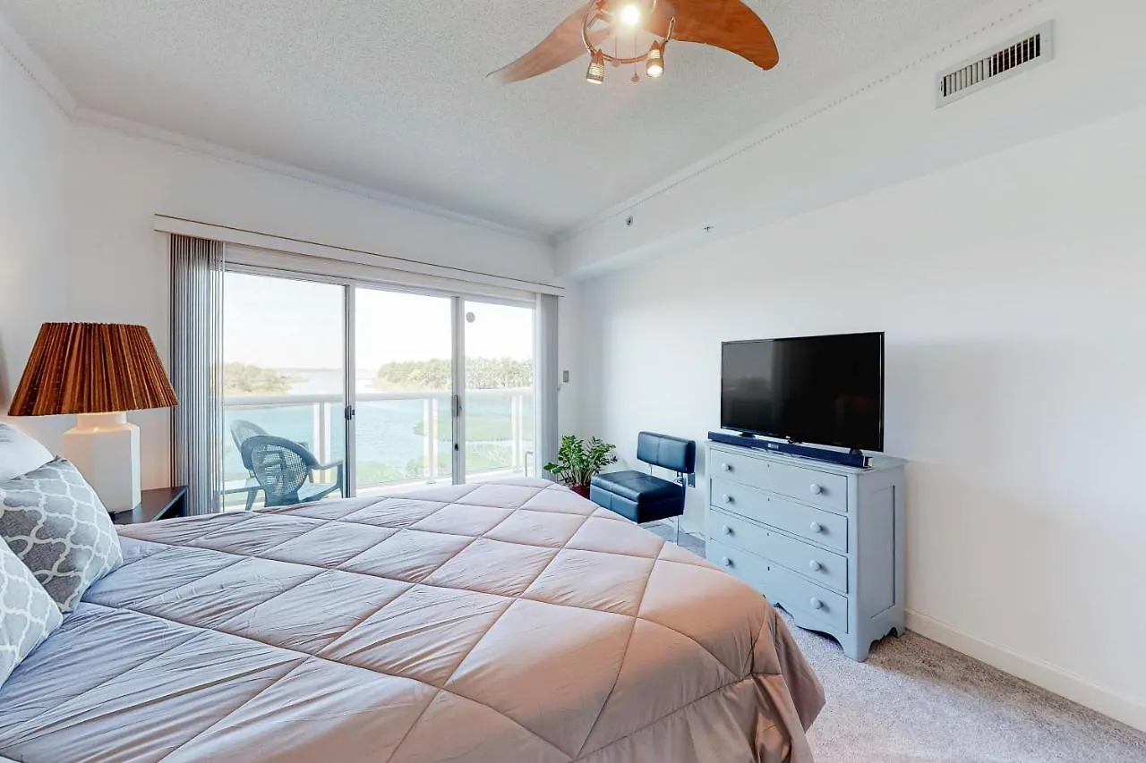 Sunset Pointe 206 *