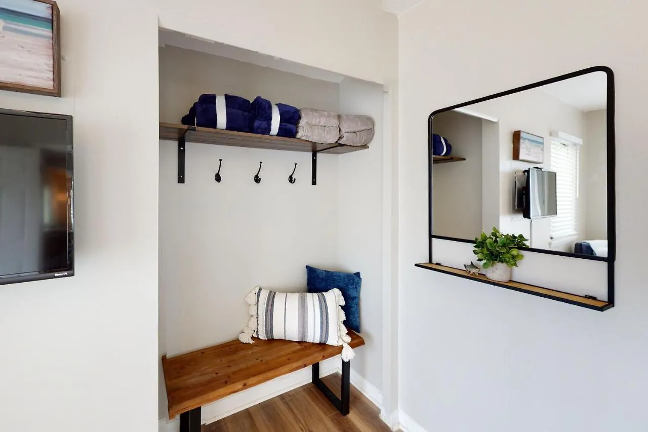 Apartment Al-be Vacation Villas, Unit 1 *