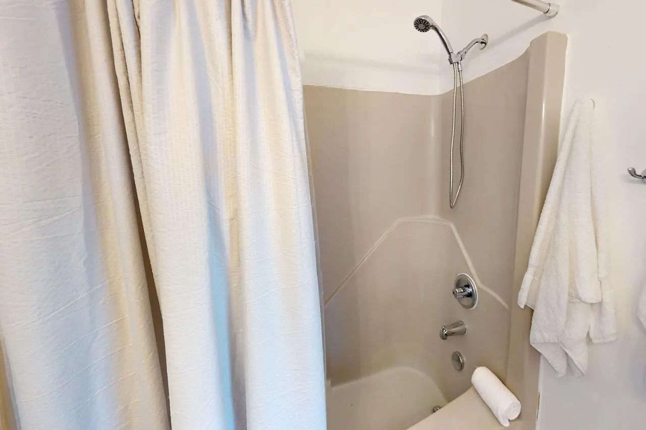Apartment Al-be Vacation Villas, Unit 1 *