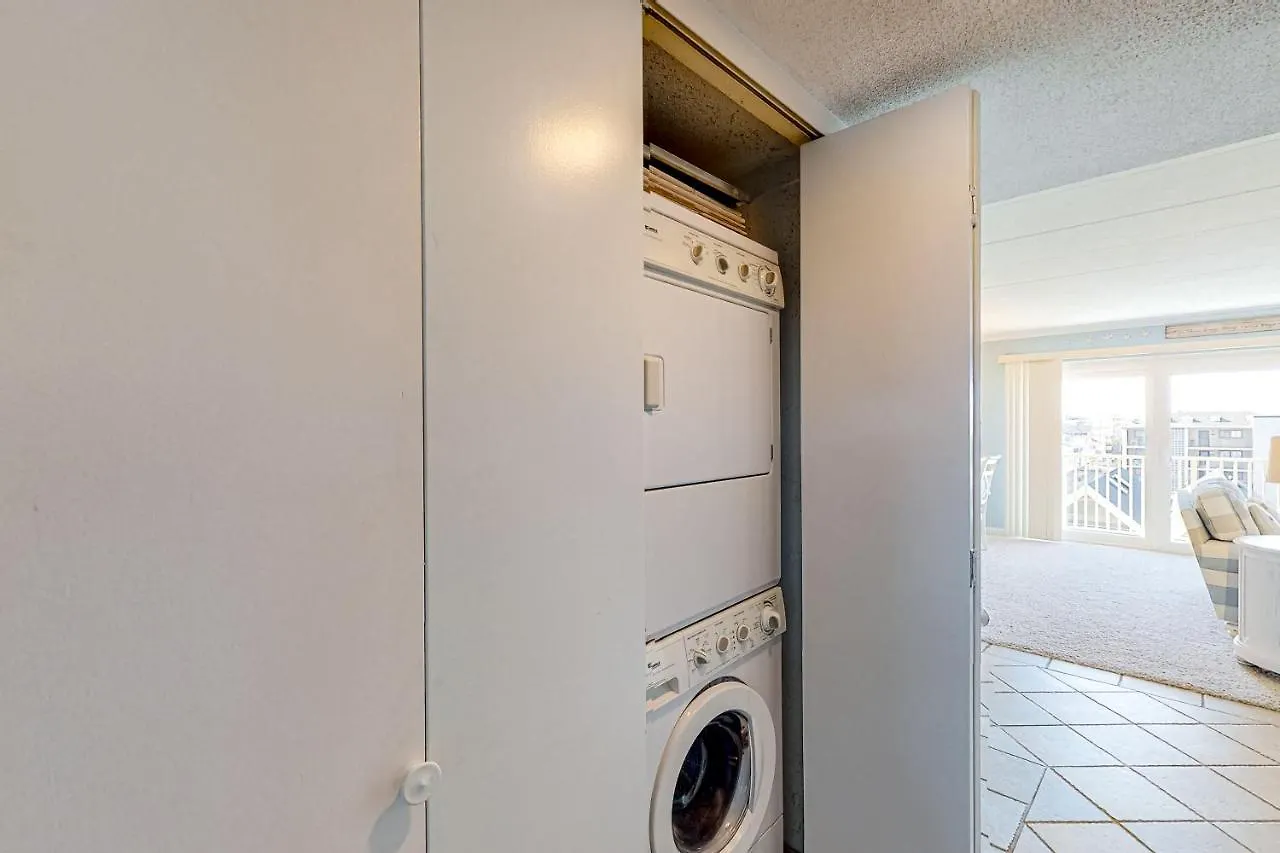 Ocean Place 502