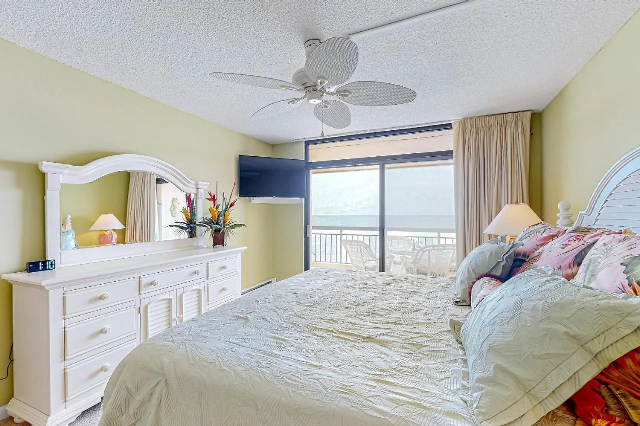 Apartment Fountainhead Towers 1506