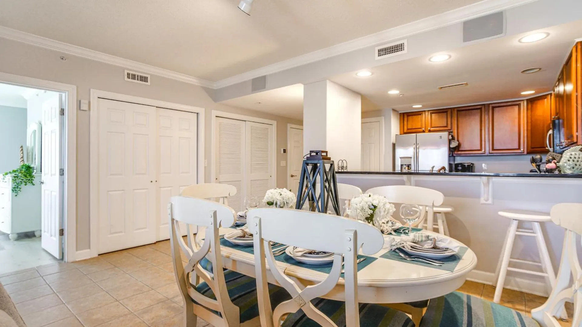Ocean Inlet Escape With Balcony And Bay Views! *