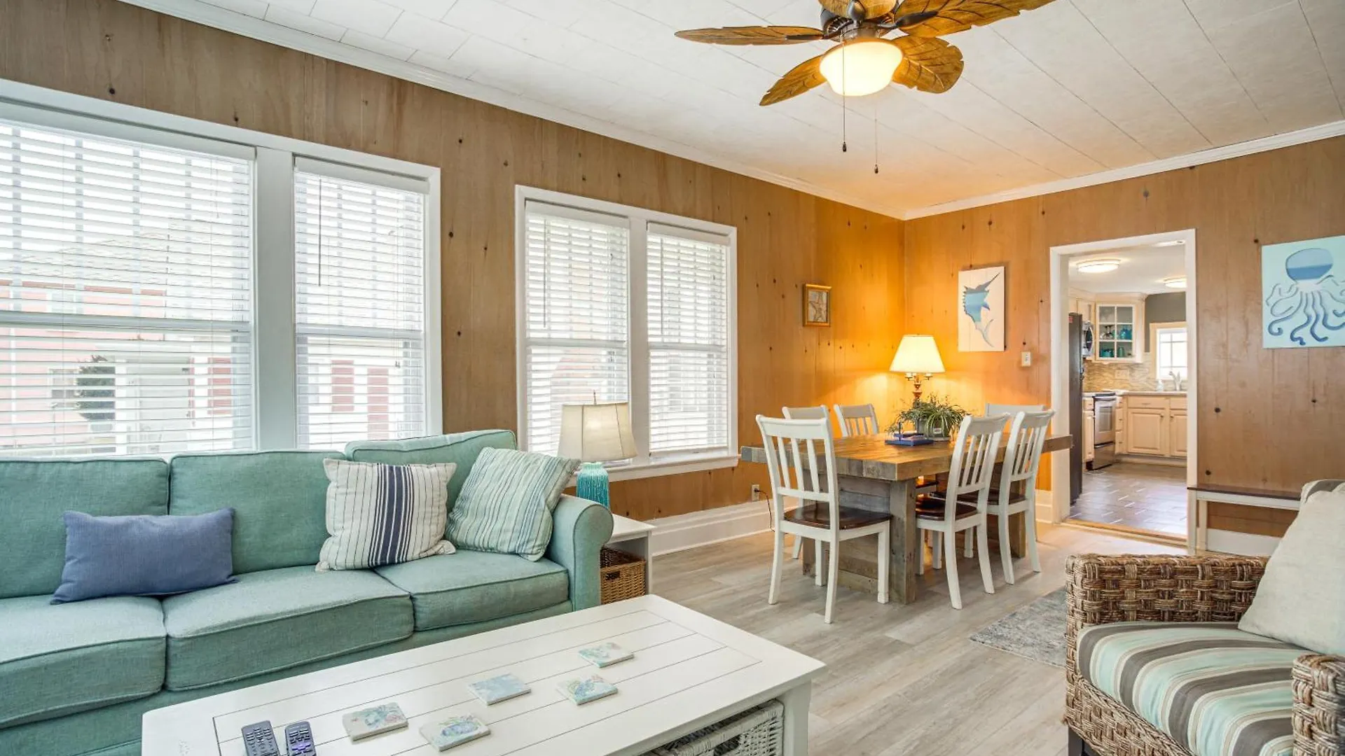 Ocean Escape With Cozy Porch Walk To Boardwalk Holiday home Ocean City