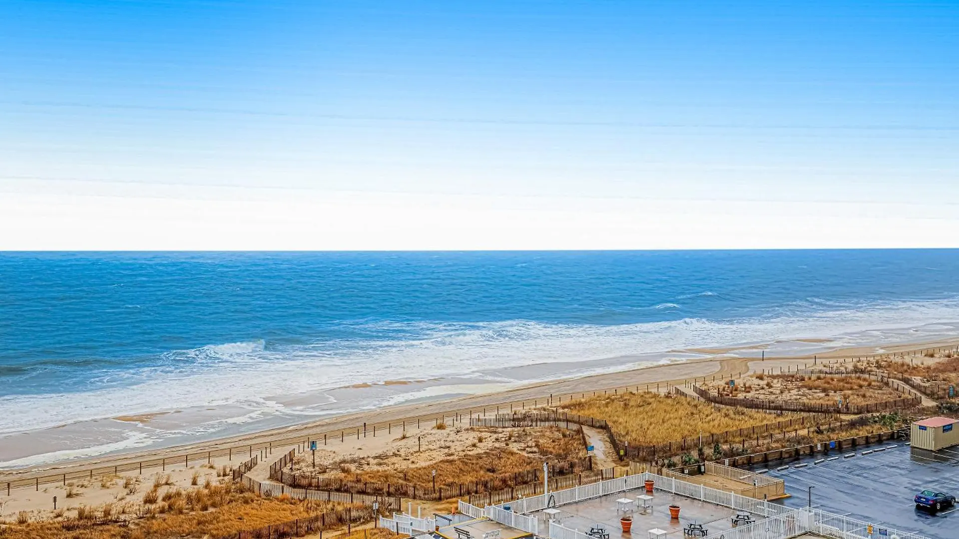 Golden Sands 718