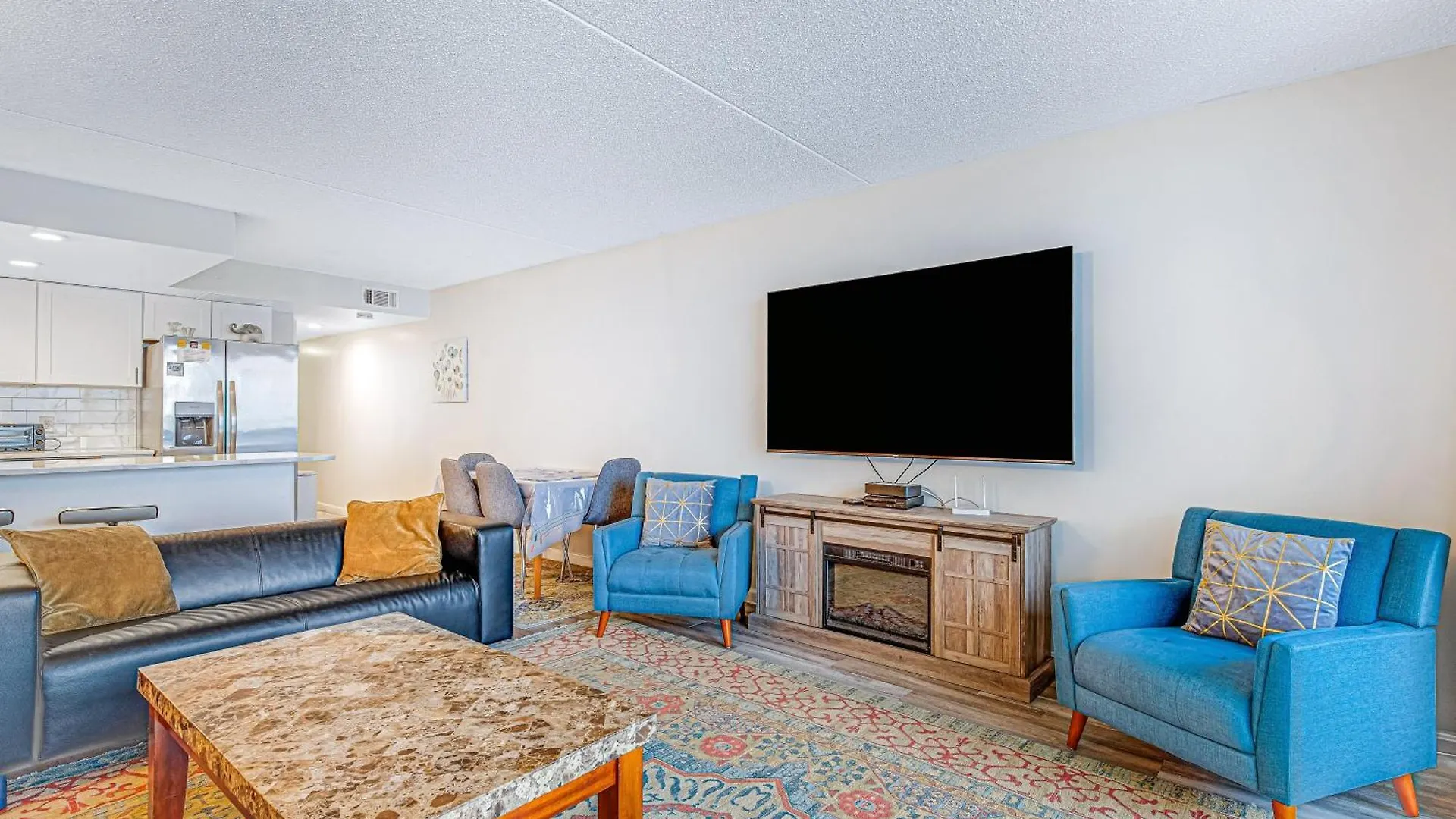 Golden Sands 718