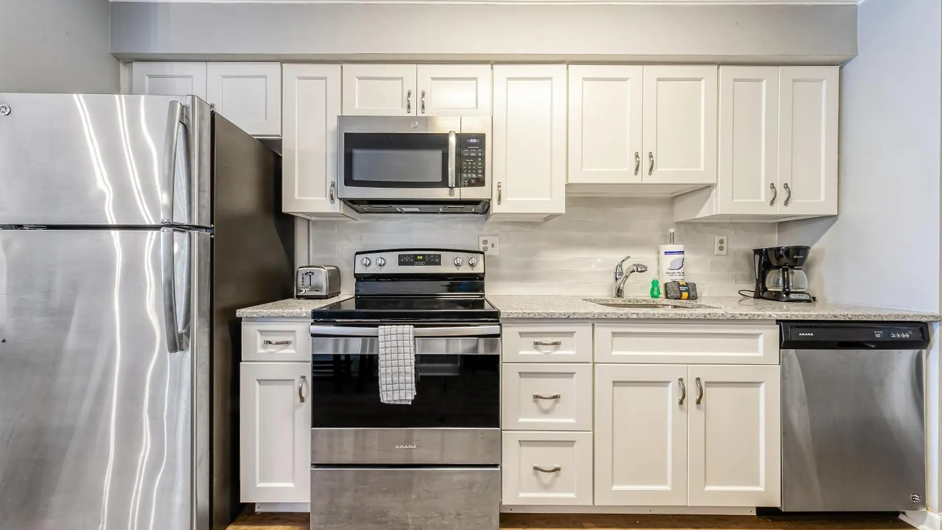 West Winds 506 Apartment *