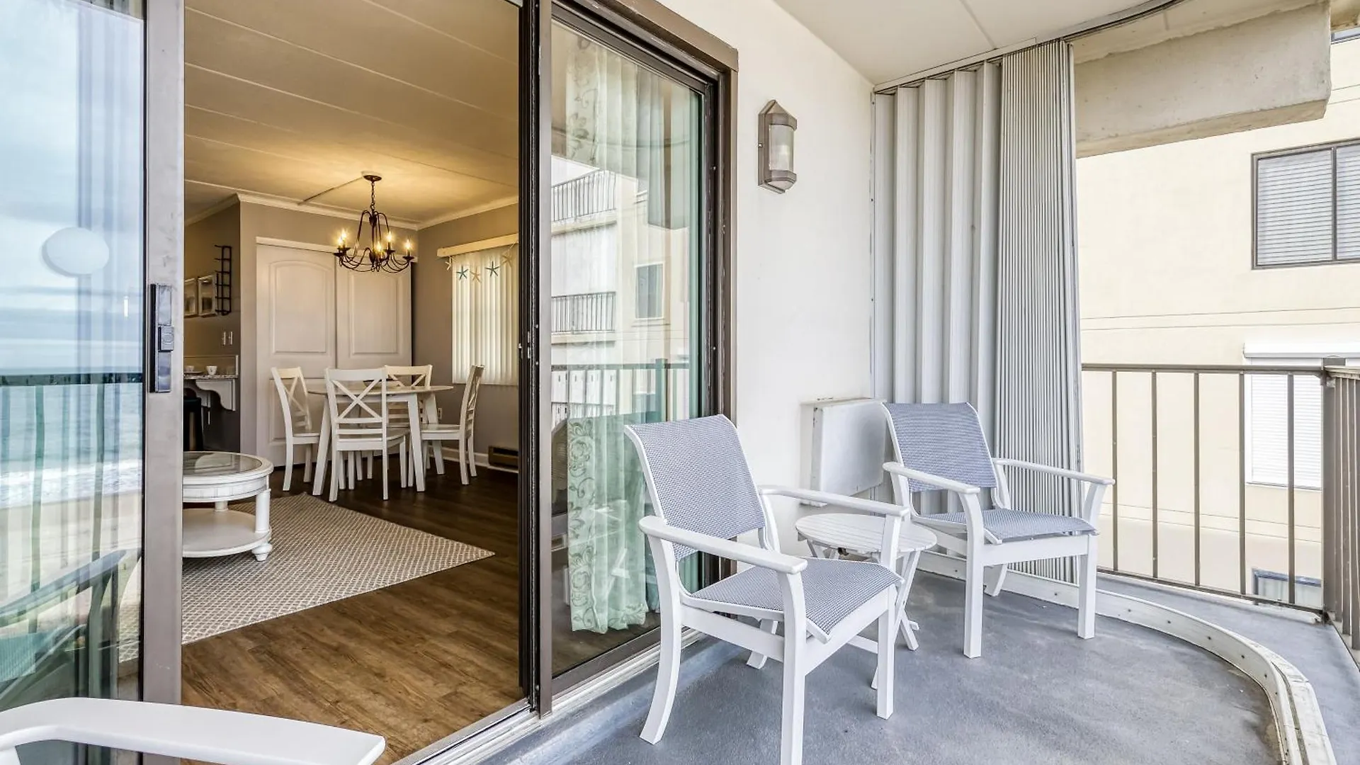 West Winds 506 Apartment *
