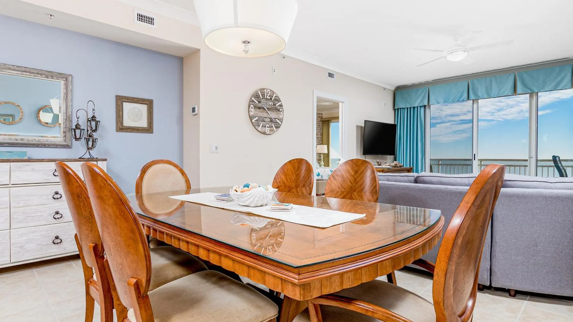 Gateway Grand