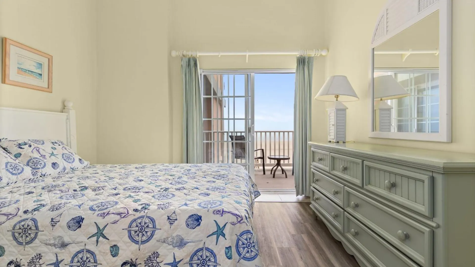 Apartment Oceanfront 3