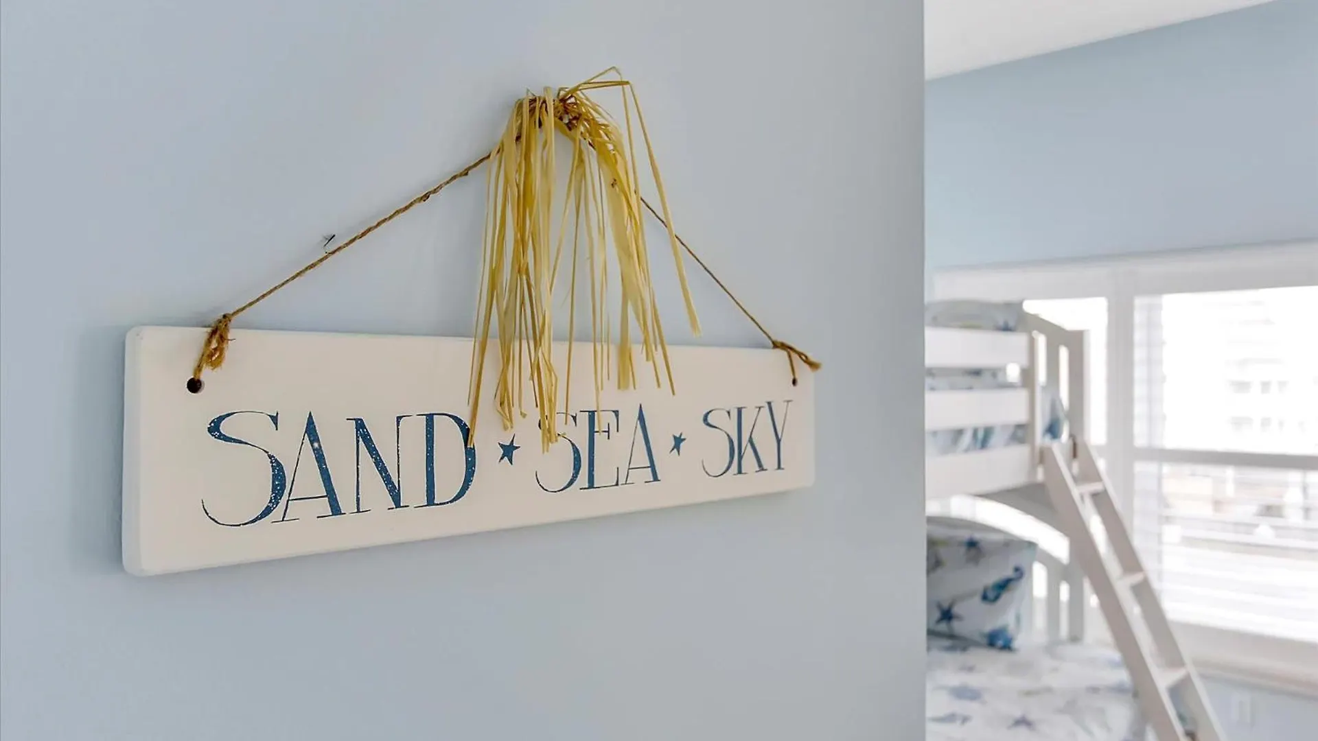 Oceanfront 2 Apartment *