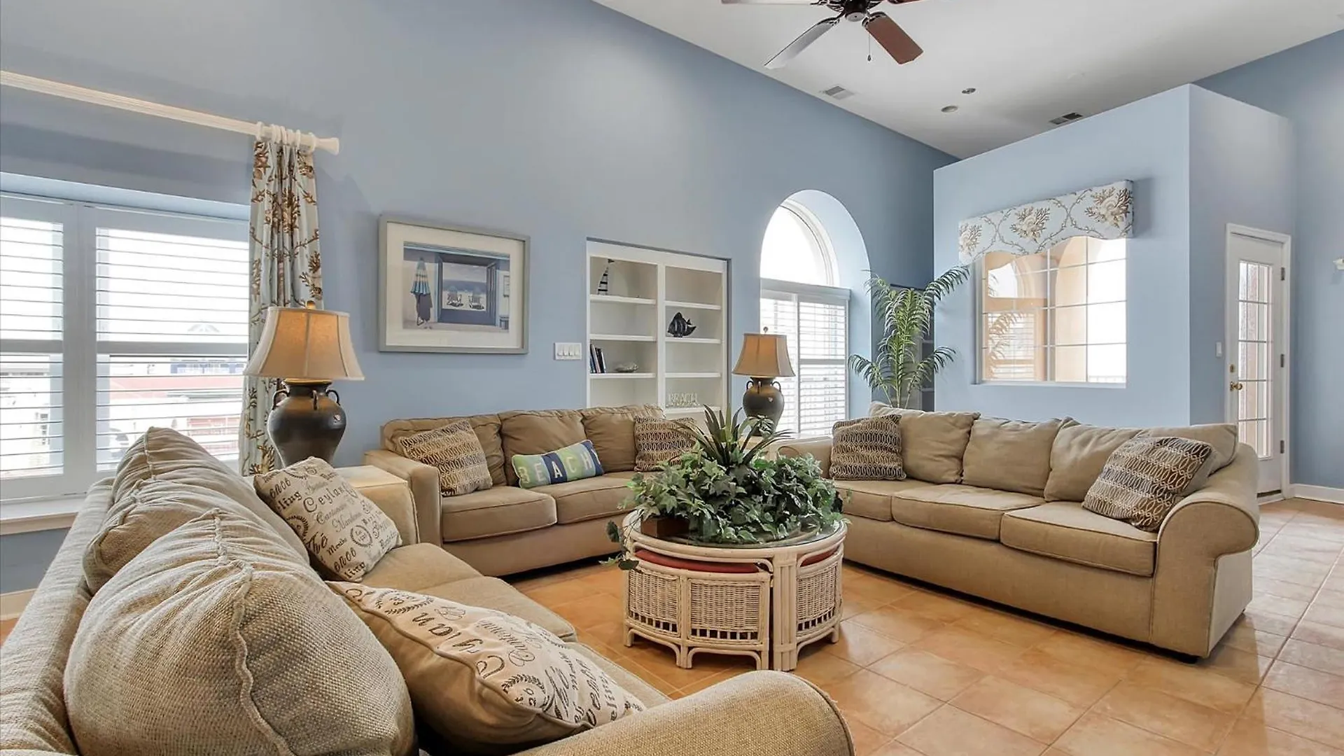 Oceanfront 2 *