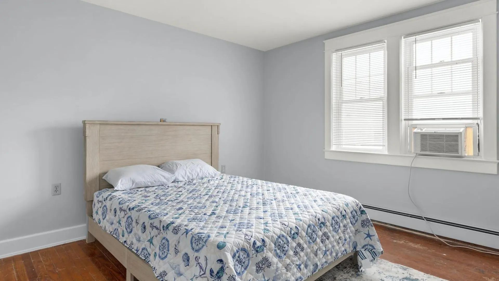 6 10th Oceanview Apartment *