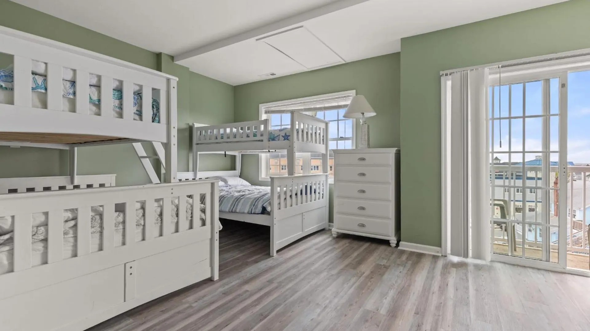 Beachview Oc 4 *