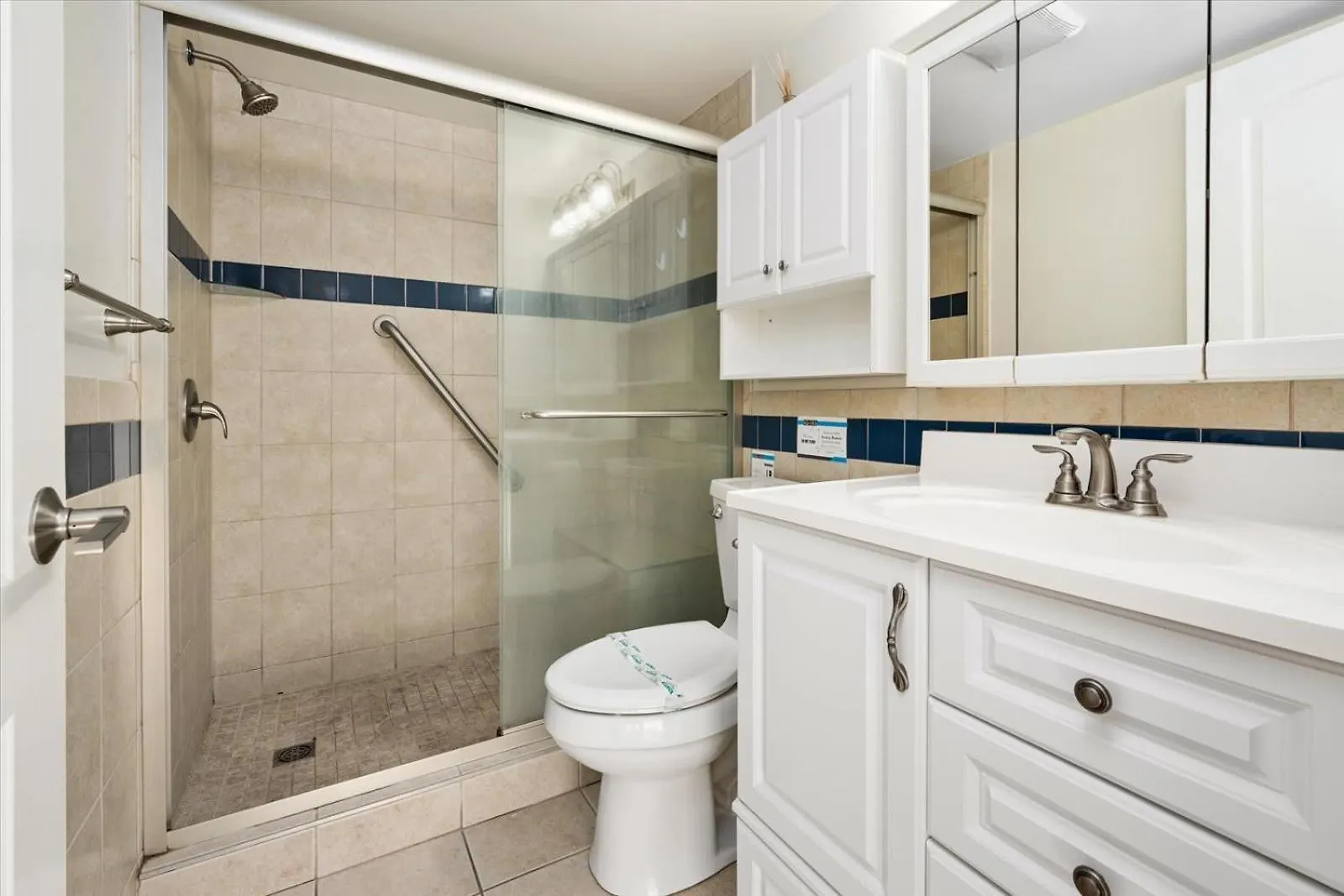 Oceanfront 2 Bedroom Modern Beach W Pool Ocean City