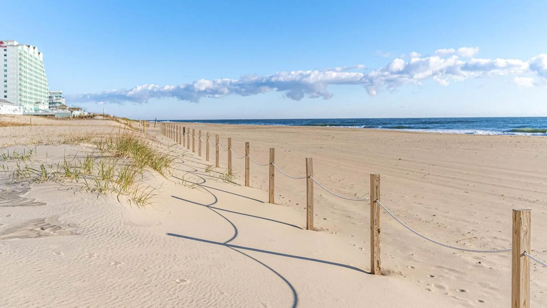 Holiday home Oceanfront 2 Bedroom Modern Beach W Pool *