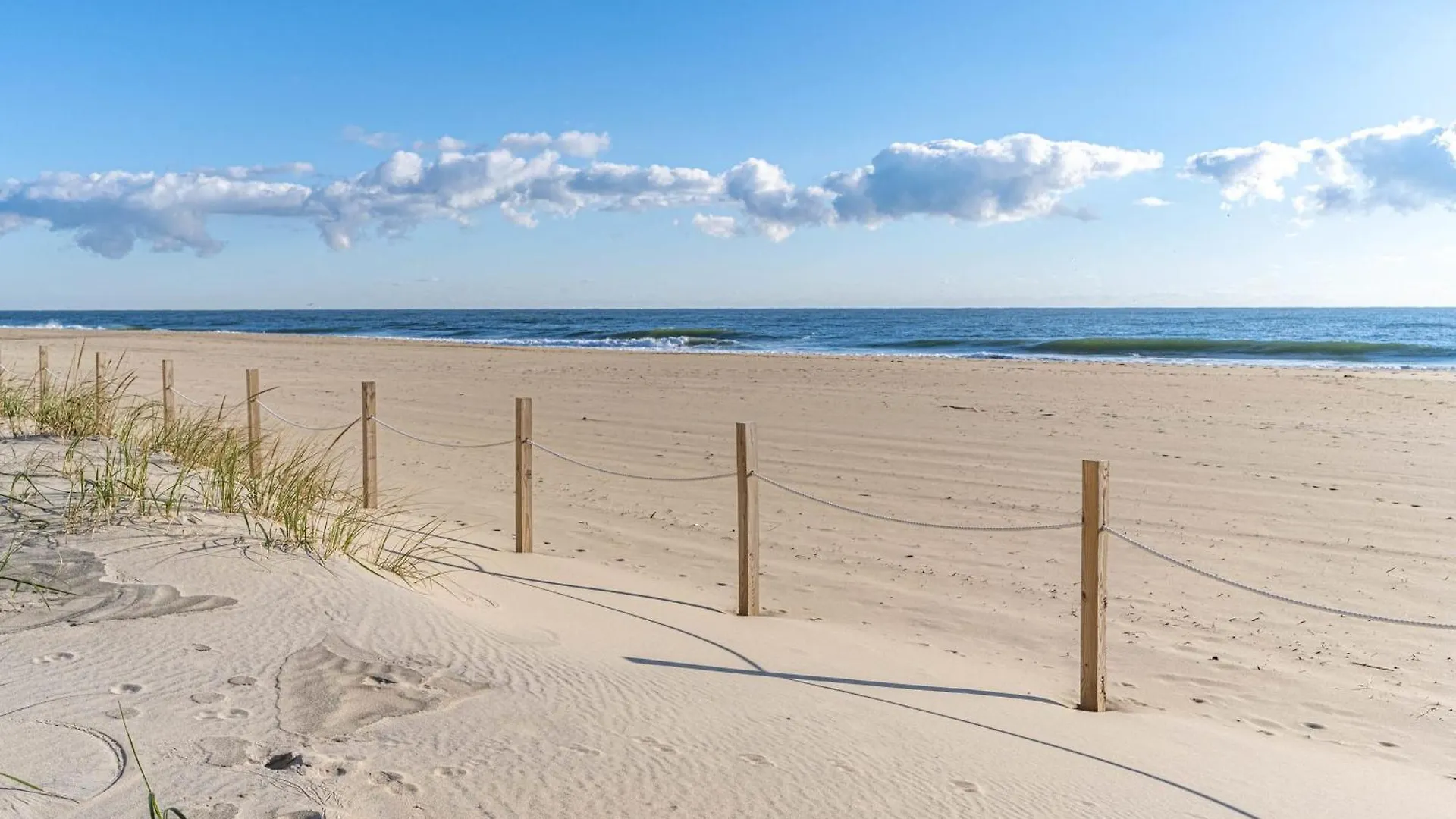 Holiday home Oceanfront 2 Bedroom Modern Beach W Pool Ocean City