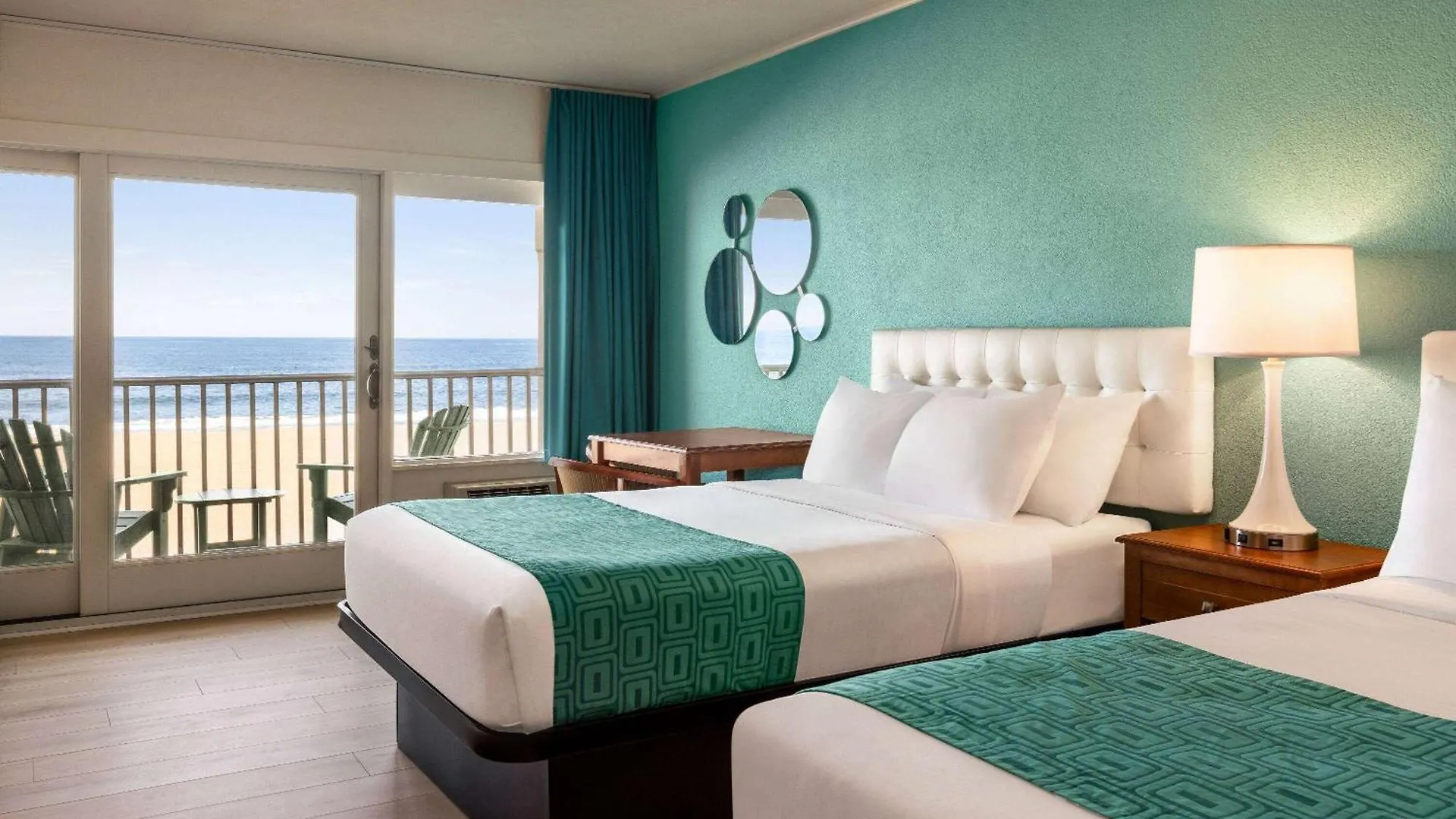 Hotel Howard Johnson By Wyndham Ocean Oceanfront 2*