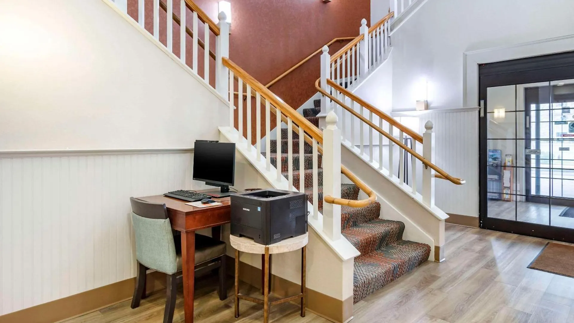 Hotel Comfort Ocean West 3*