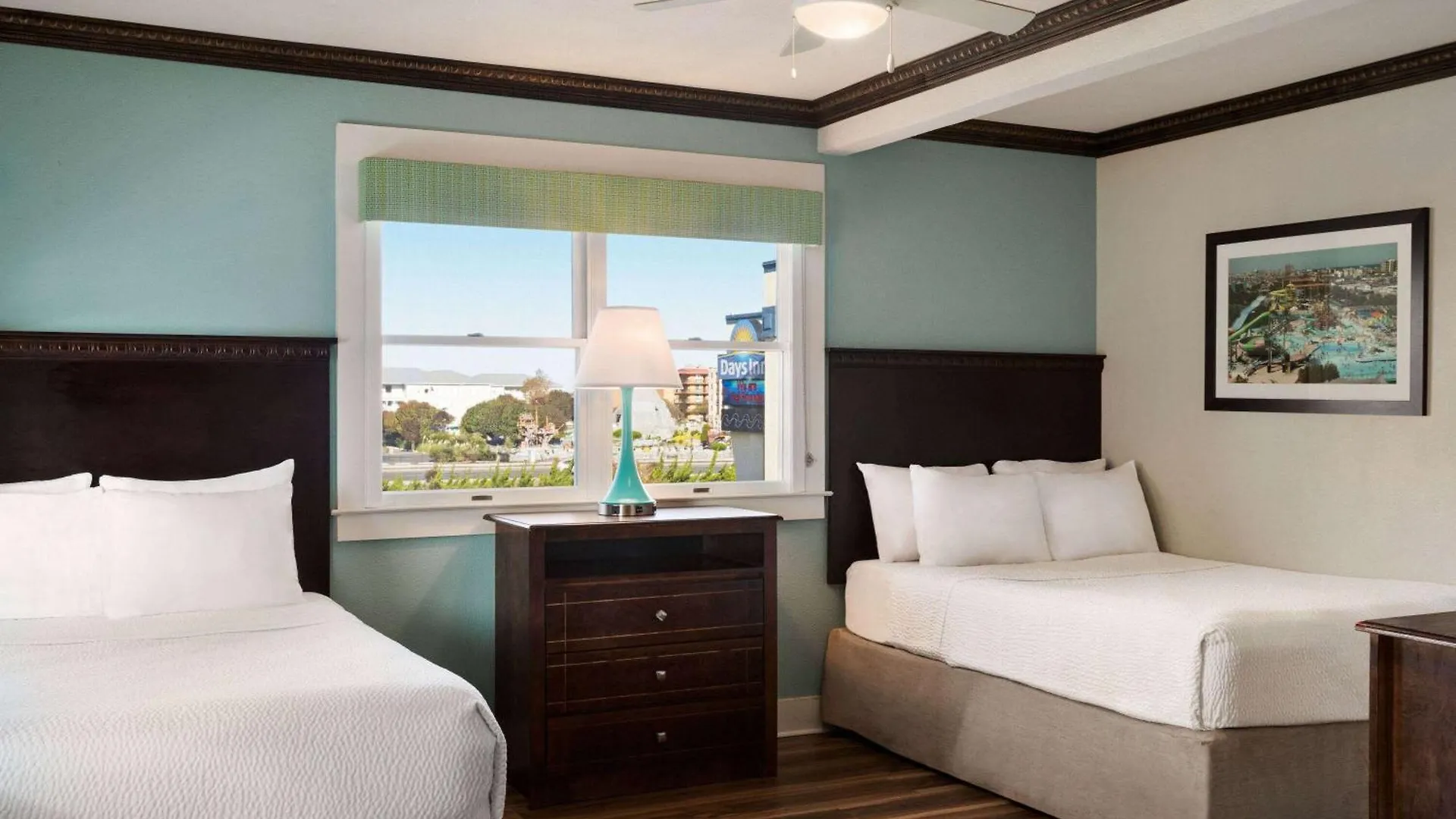 Days By Wyndham Ocean Oceanfront 3*