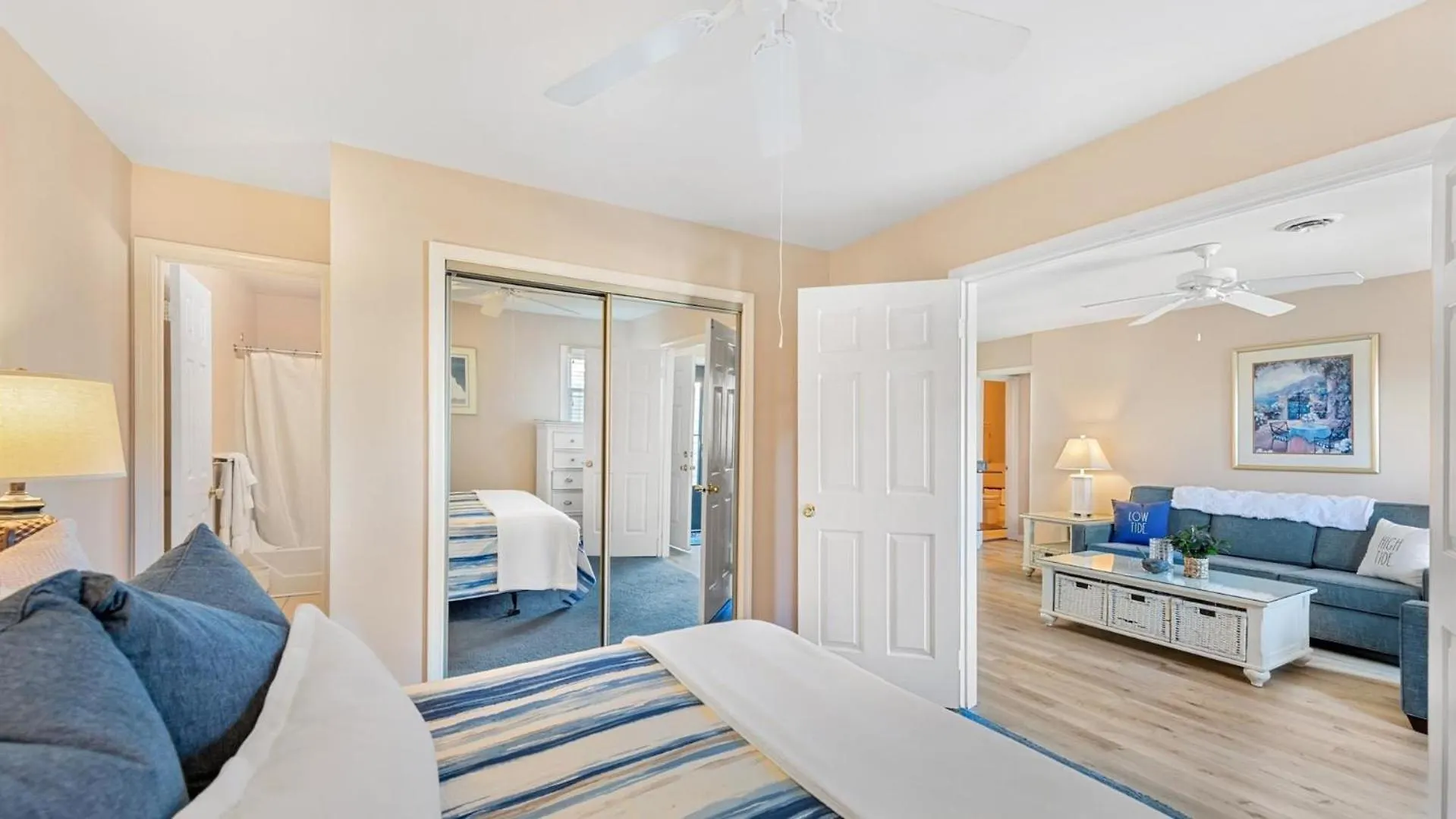 Lighthouse Point Villa *