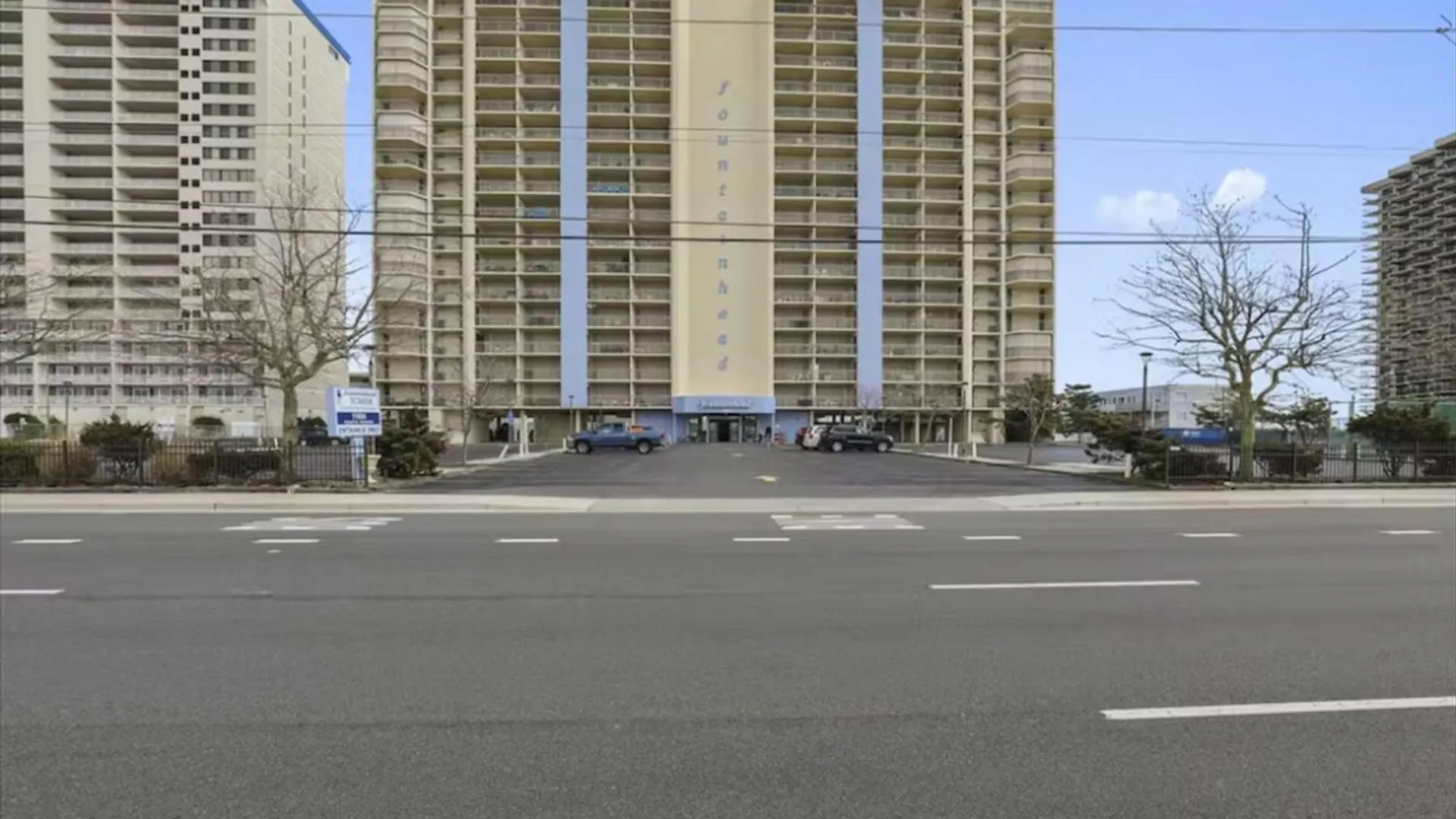 Fountainhead Towers 1004 Apartment