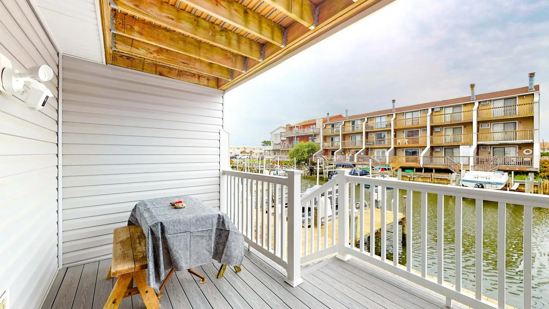 Dawn's Cove F Ocean City