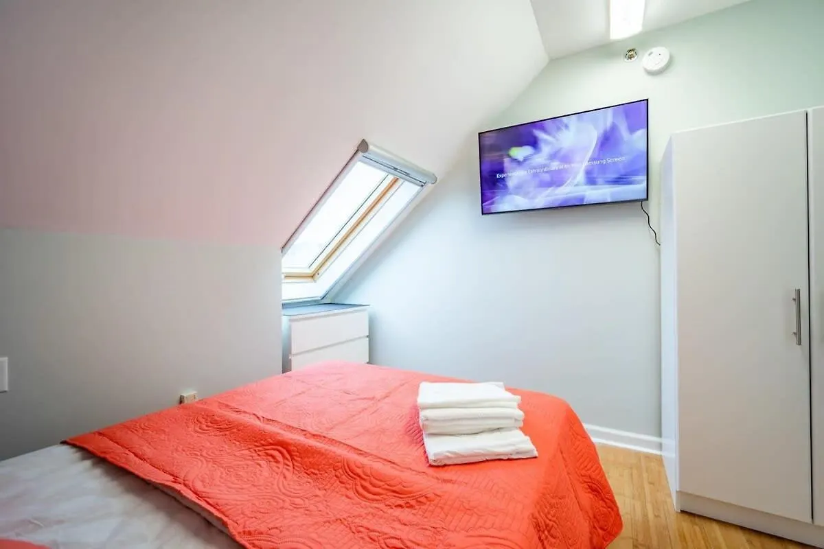 Modern 4br Ocean Block Walk To The Apartment *