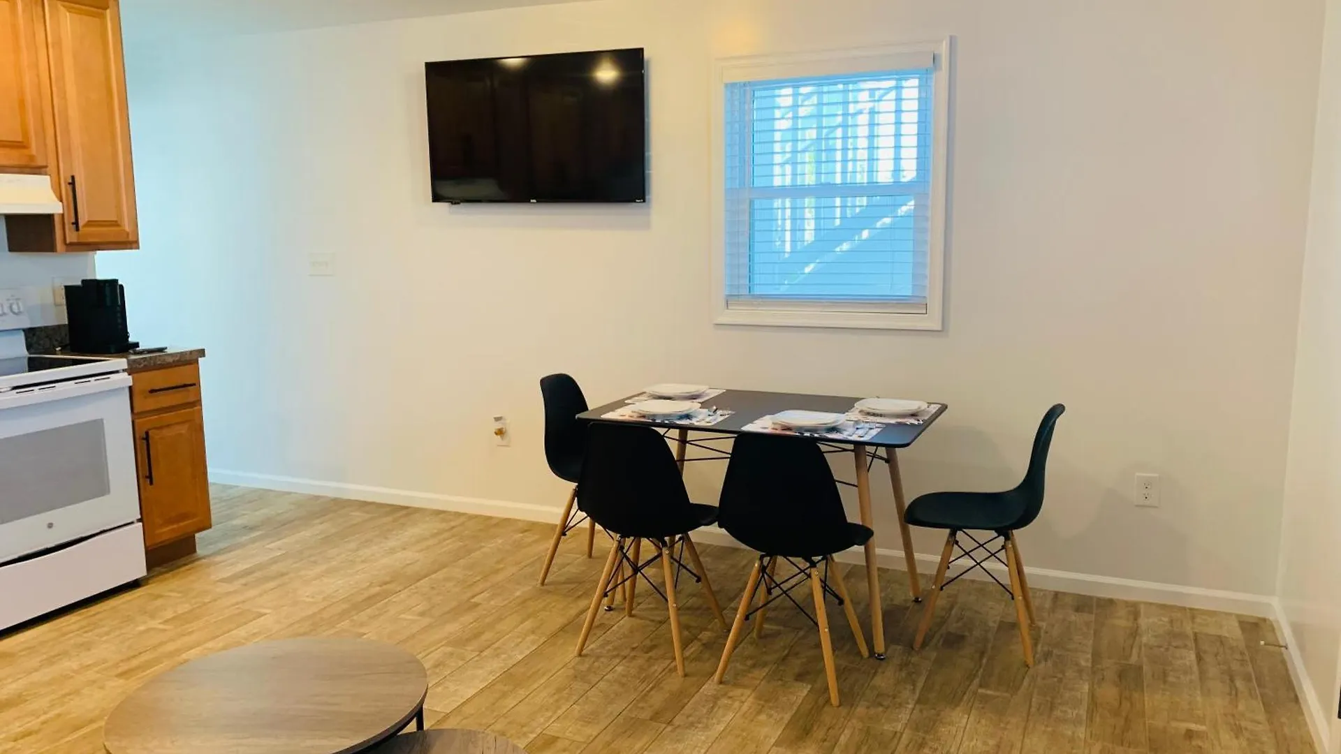 Apartment Blue Diamond Unit 2 Judlee Ave