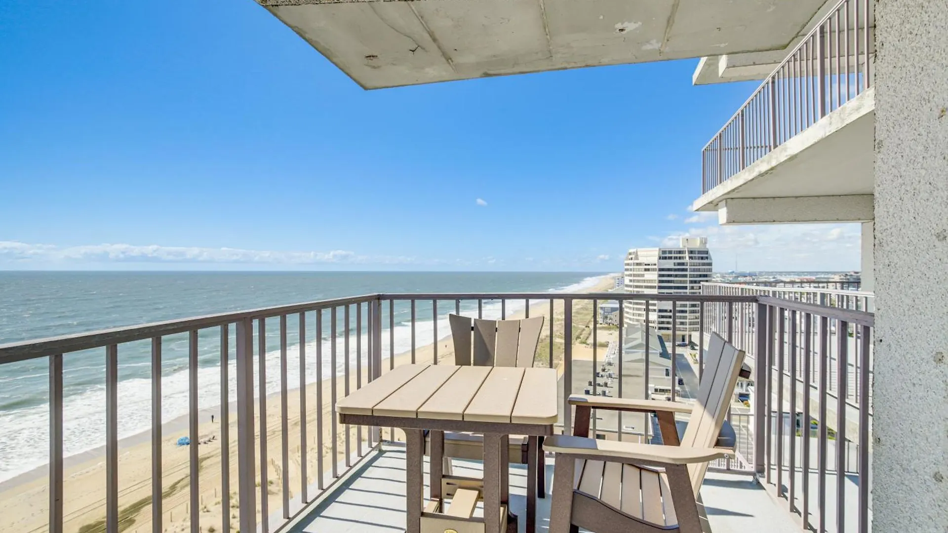 Ocean With Heated Pool And Beachfront View! * Ocean City