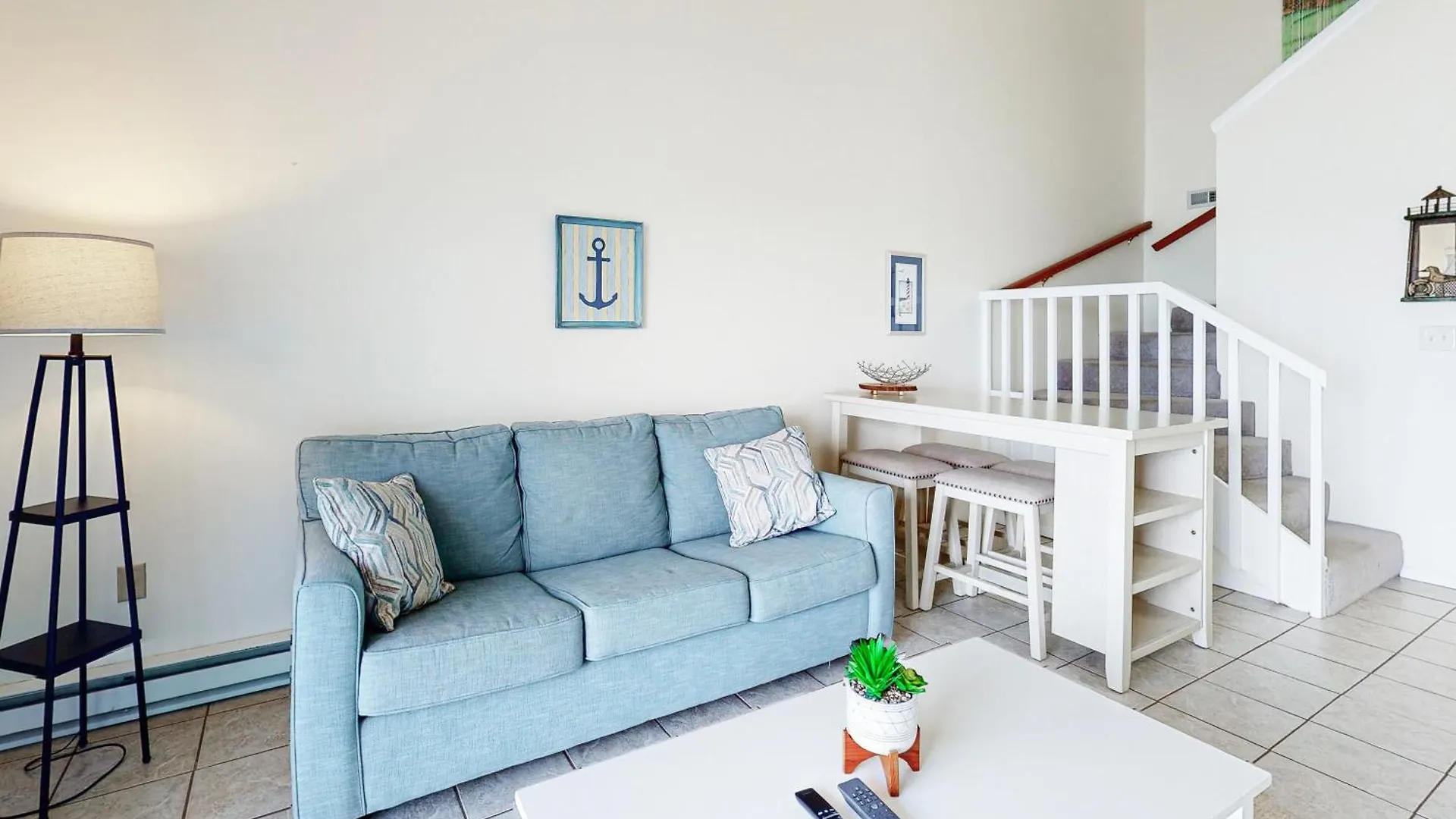Pintail Point Apartment *