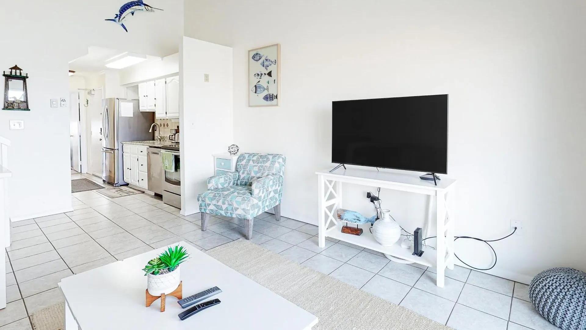 Pintail Point Apartment *
