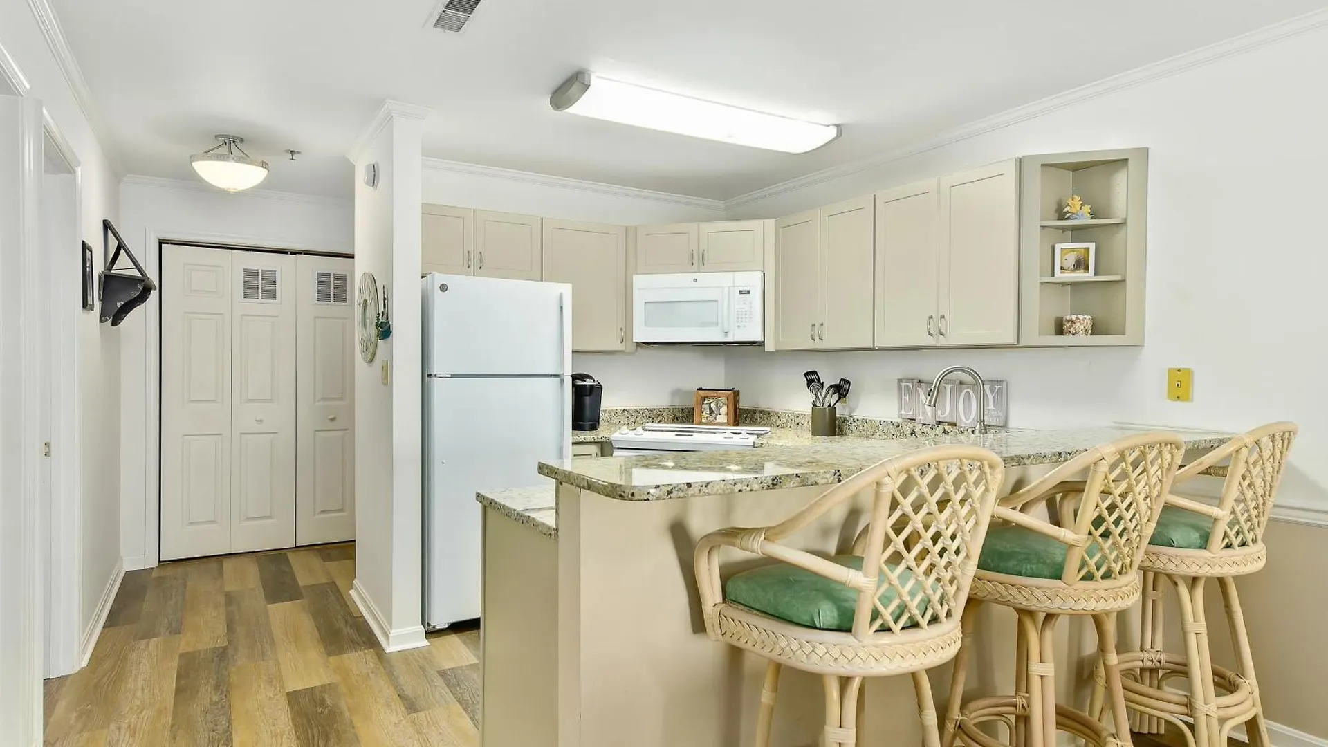 Harbour Club Apartment Ocean City