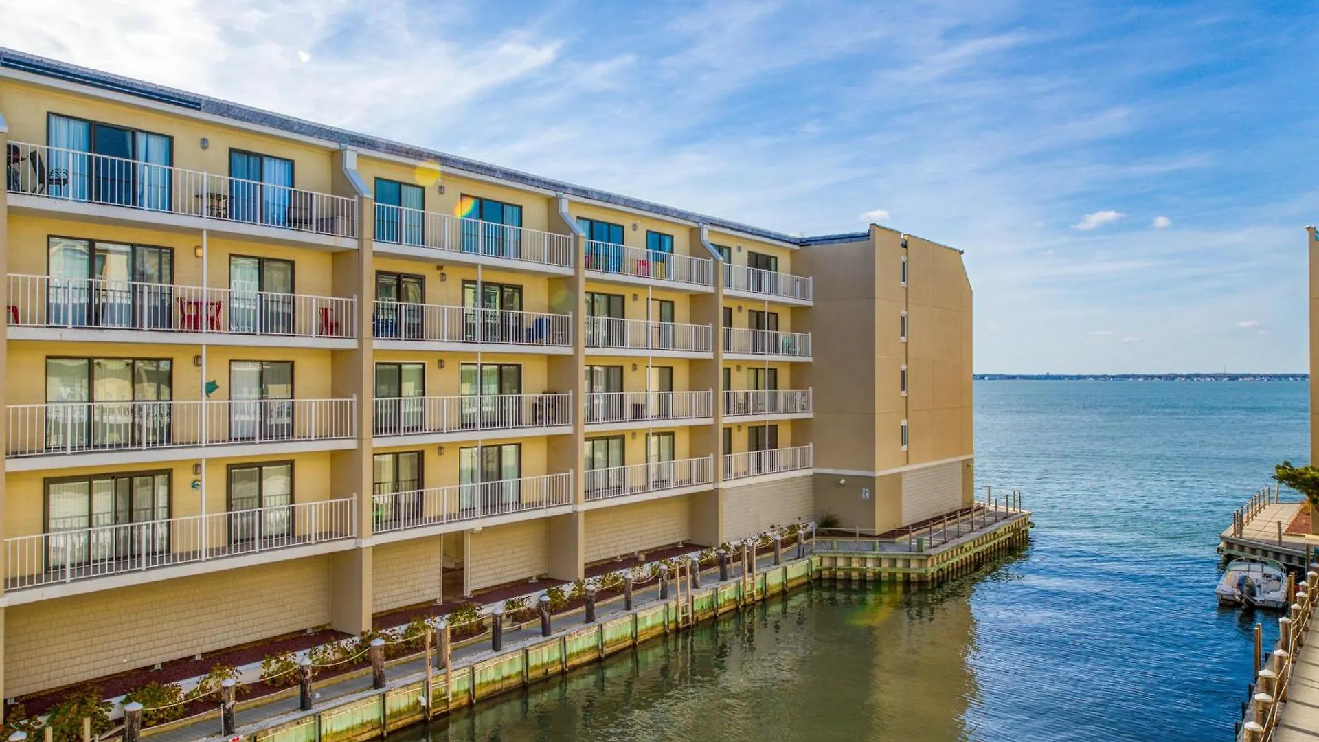 Wight Bay Apartment *