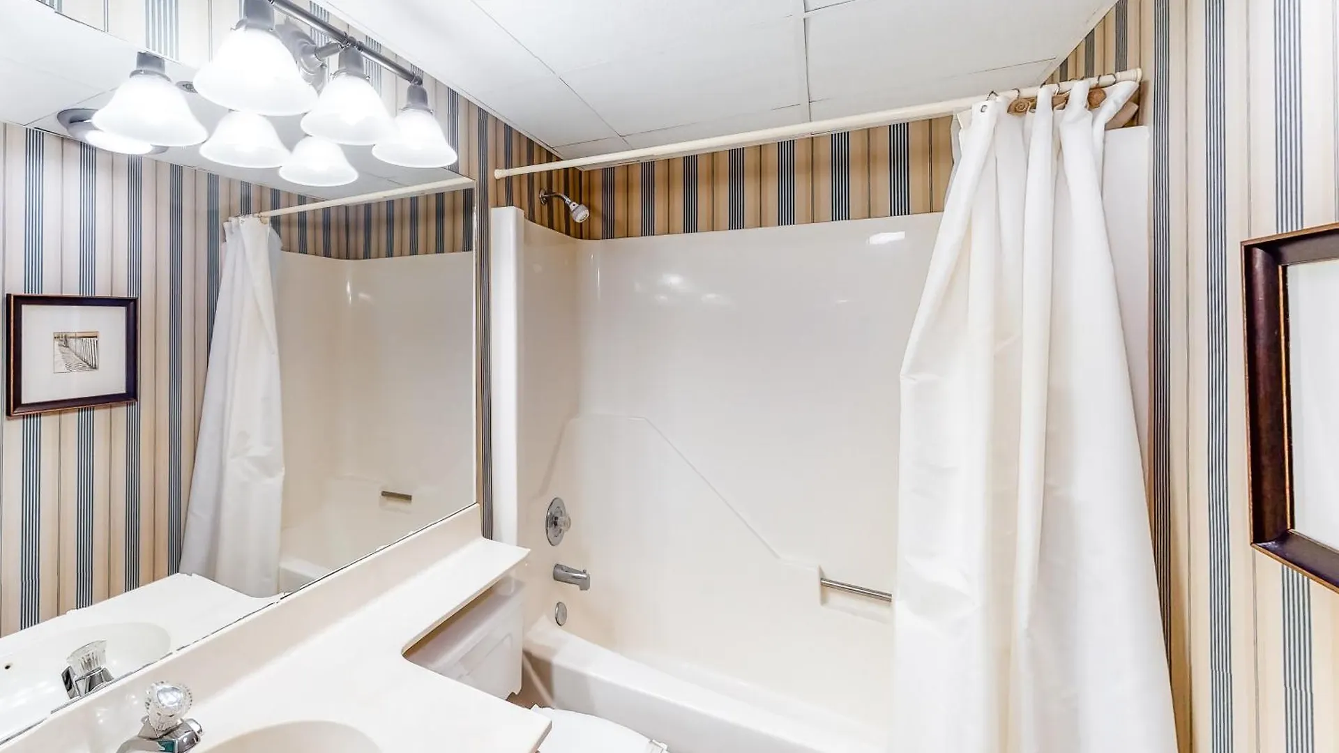 Holiday home Triton's Trumpet C504 *