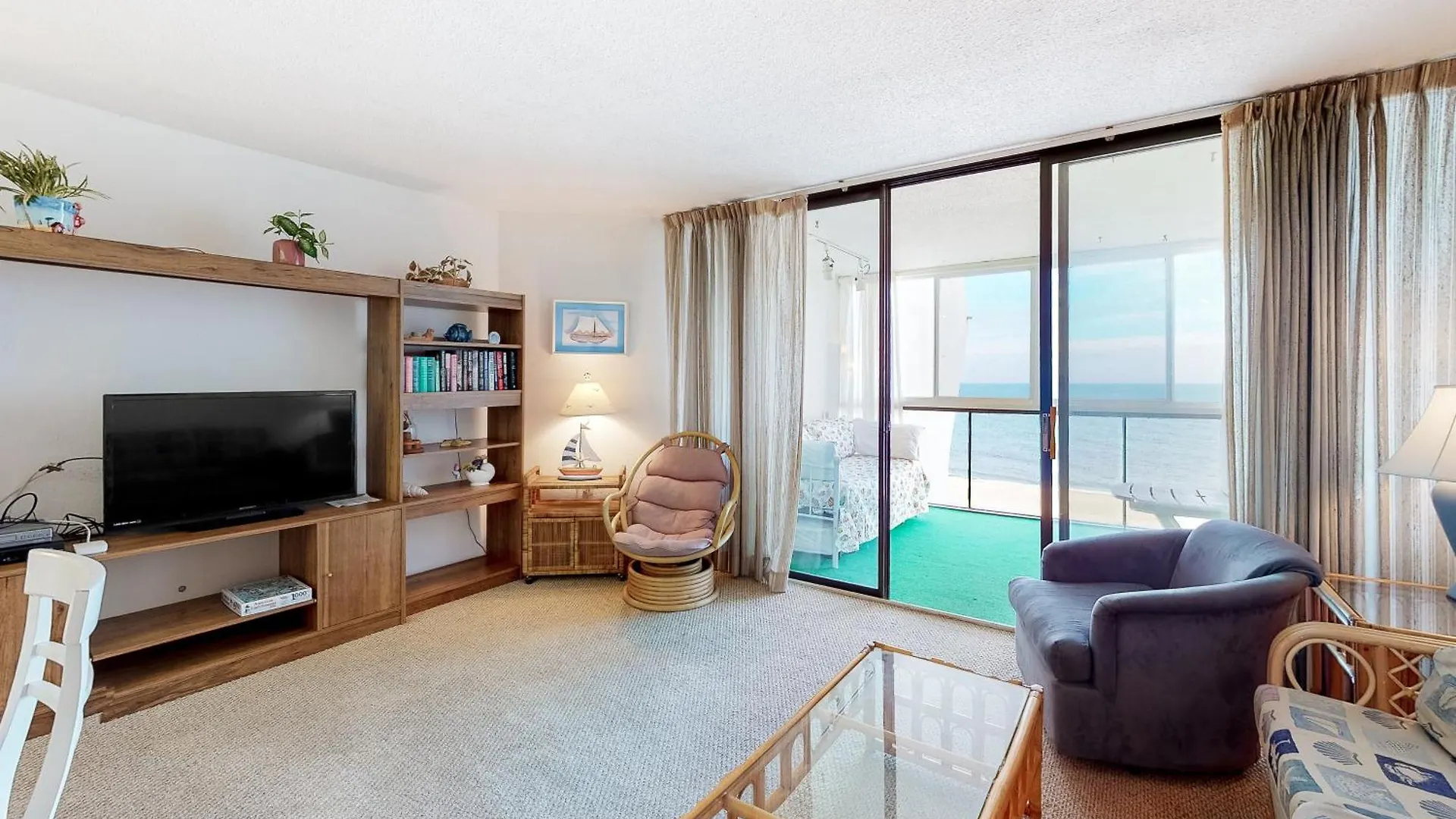 Apartment Pyramid Ocean City