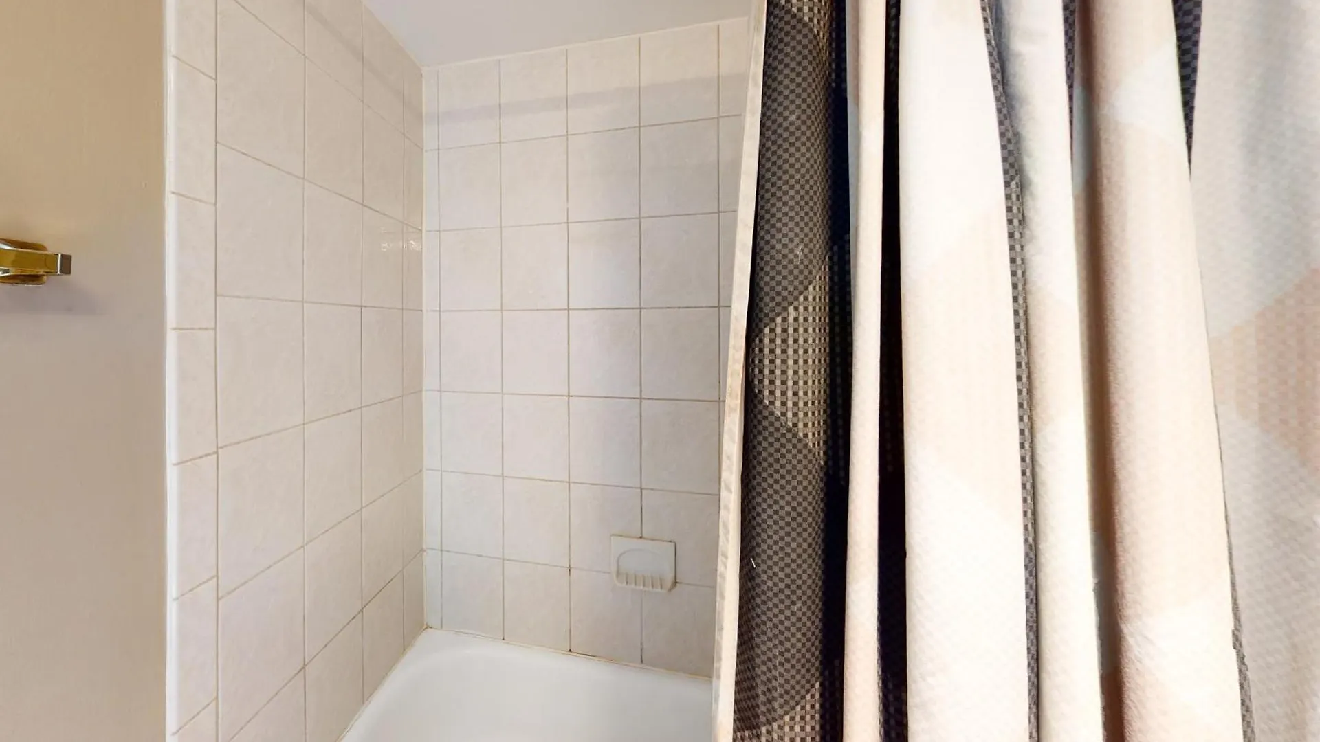 Holiday home Golden Sands Ii