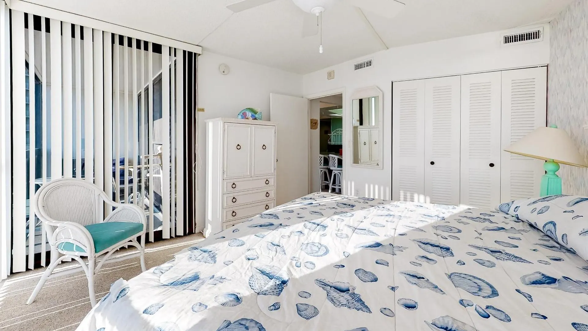 Holiday home Golden Sands Ii