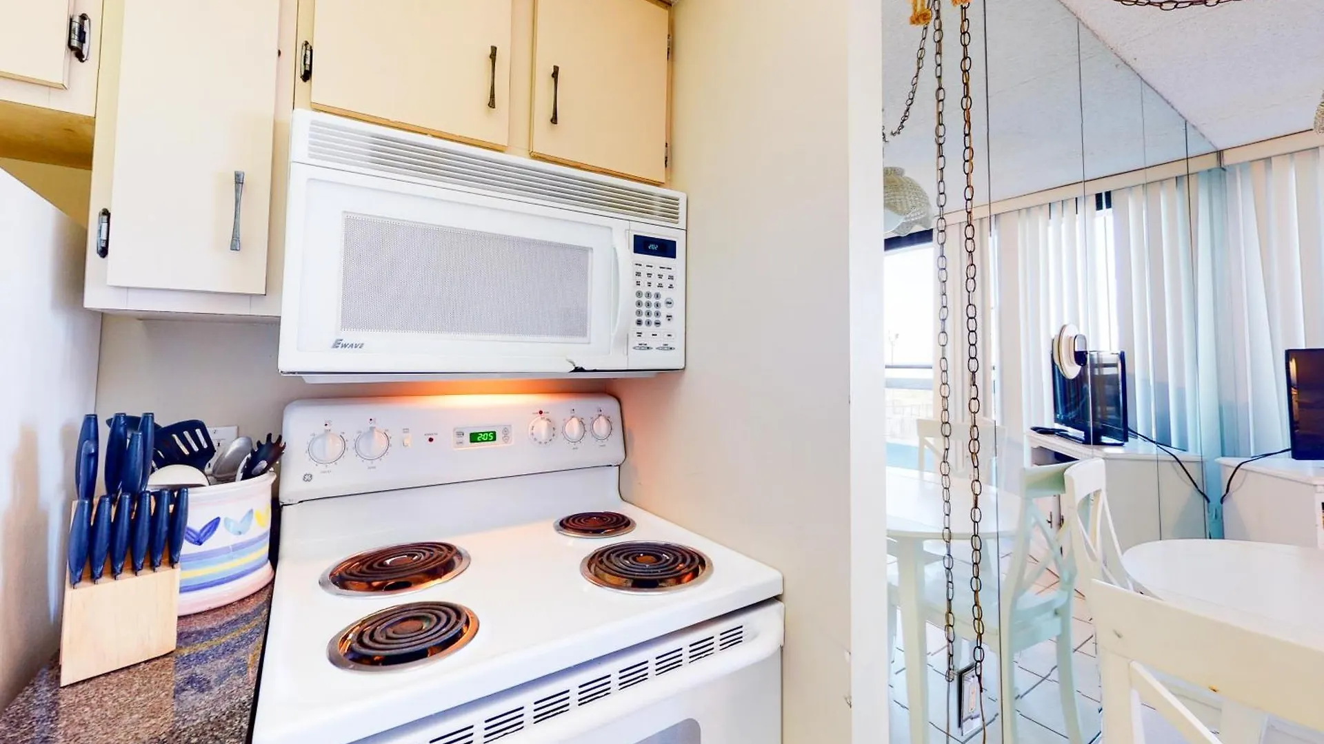 Golden Sands Holiday home