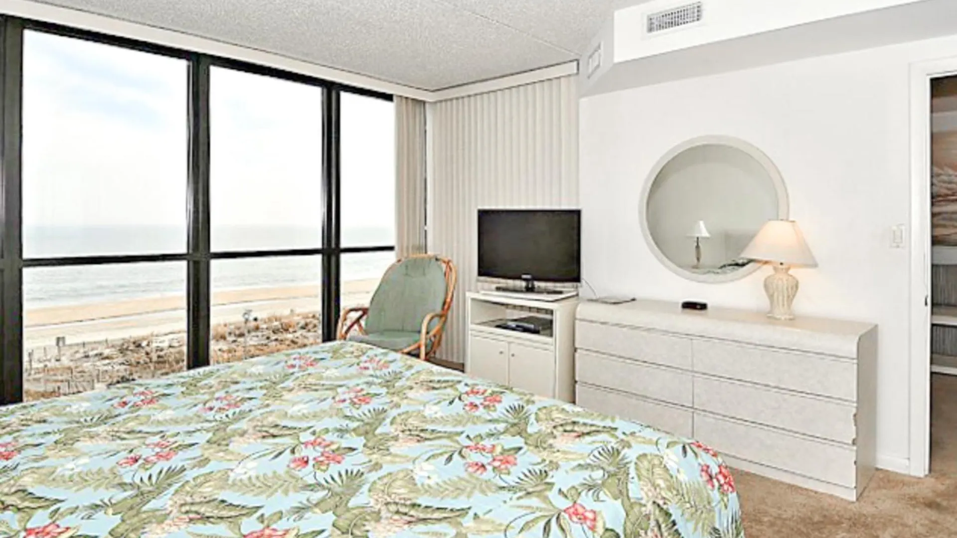 Golden Sands 402