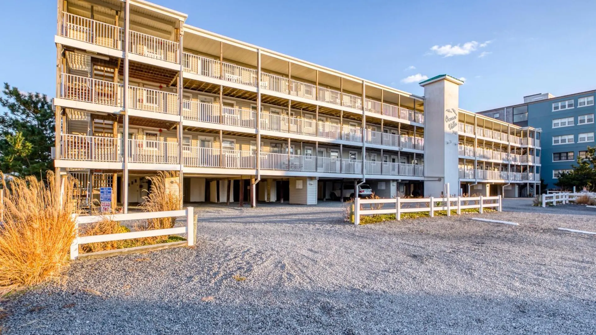 Ocean Oceanfront Apartment *