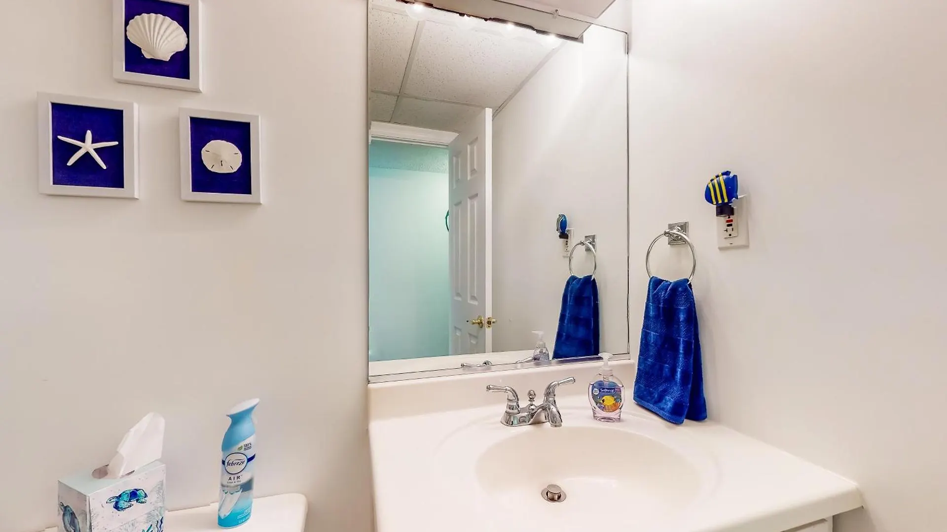 Bluewater East Oceanblock Apartment *