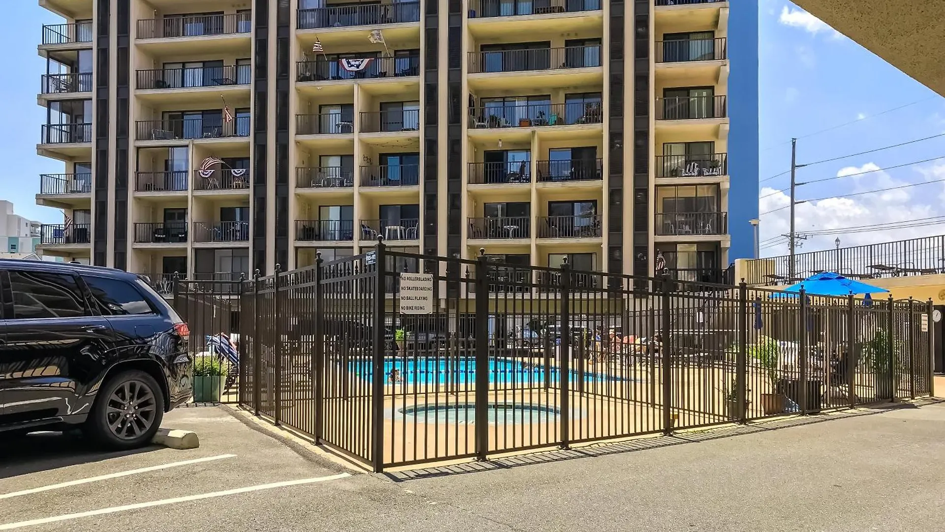 Bluewater East Oceanblock Apartment